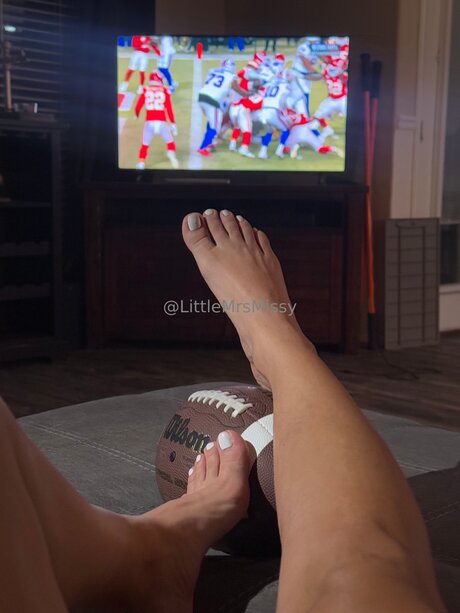 Littlemrsmissy adult model images