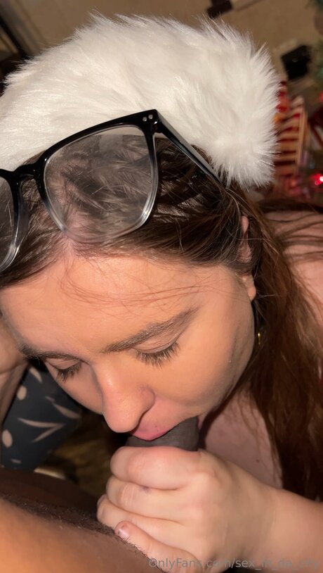 Sex In Da City pretty actress images