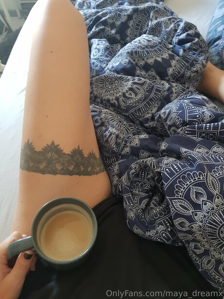 Maya Dreamx pretty model photos