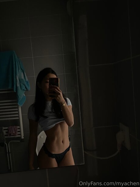 Myachen pretty pornstar gallery