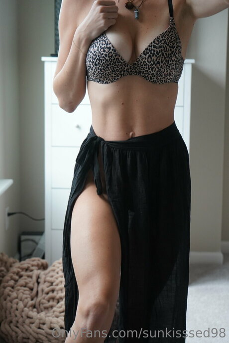 hairy armpits onlyfans sexy photos