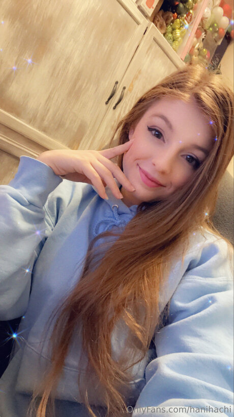 Hanihachi model xxx photos