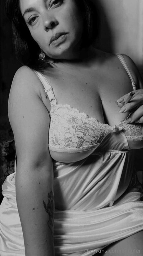 Linhgfer nudes pornstar images