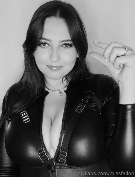 Missfallon hd pornstar galleries