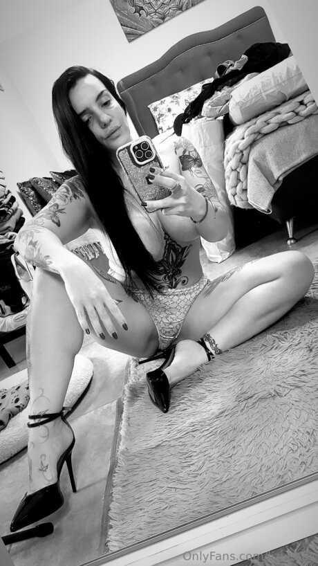 Lizvenus star pornographic photo