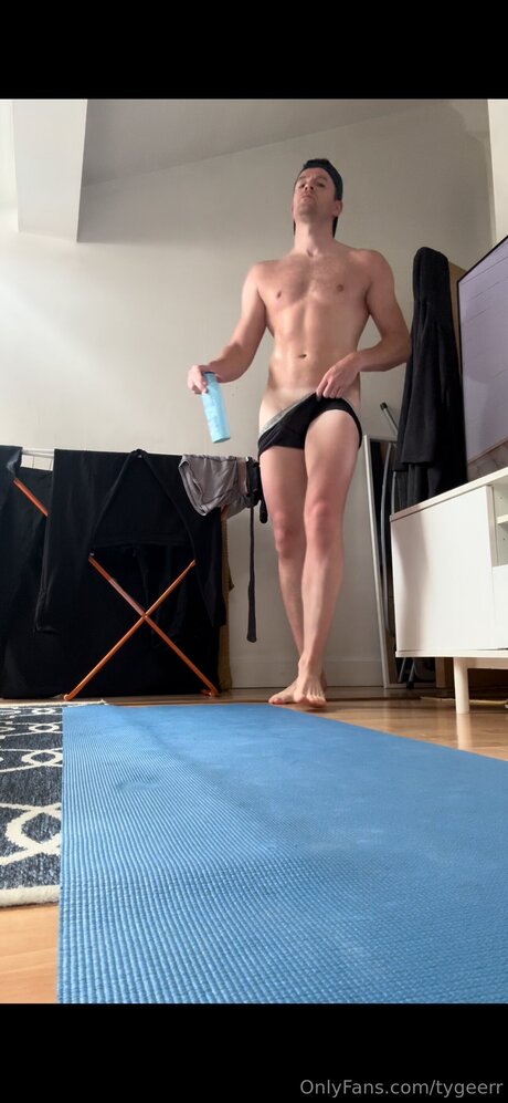 hairy vagina onlyfans beautiful xxx pic