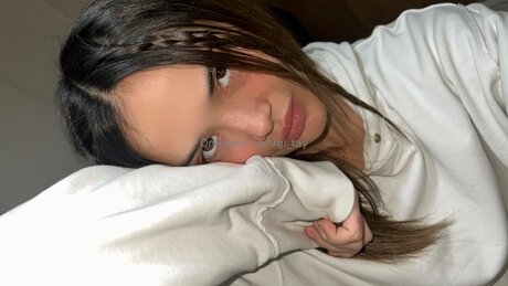 Gi Free star exclusive archive