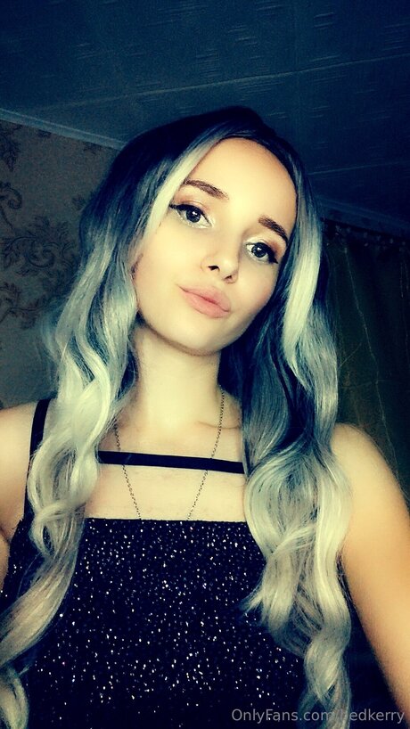Bedkerry model hot pic