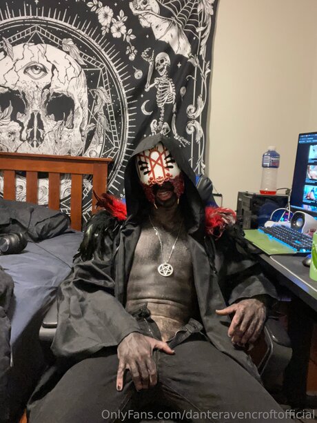 Danteravencroftofficial pretty pornstar photo
