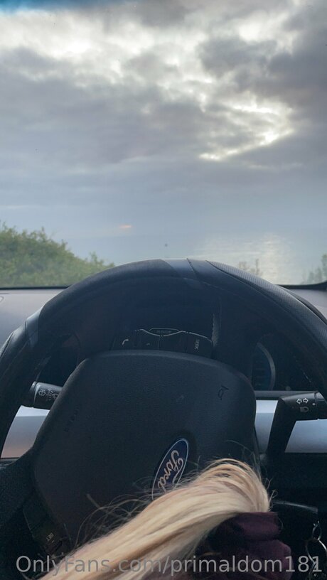 Danteravencroftofficial pretty actress pics