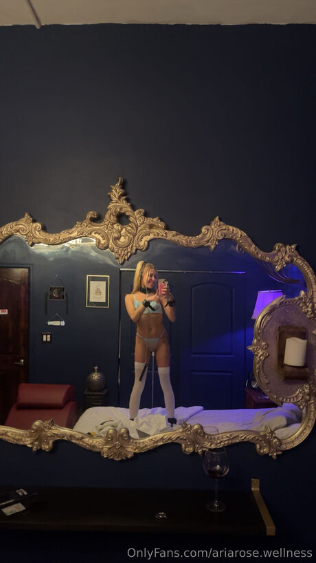 Ariarose Wellness sex model image