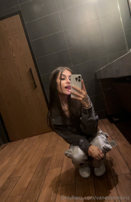 gangbang onlyfans sexy pic