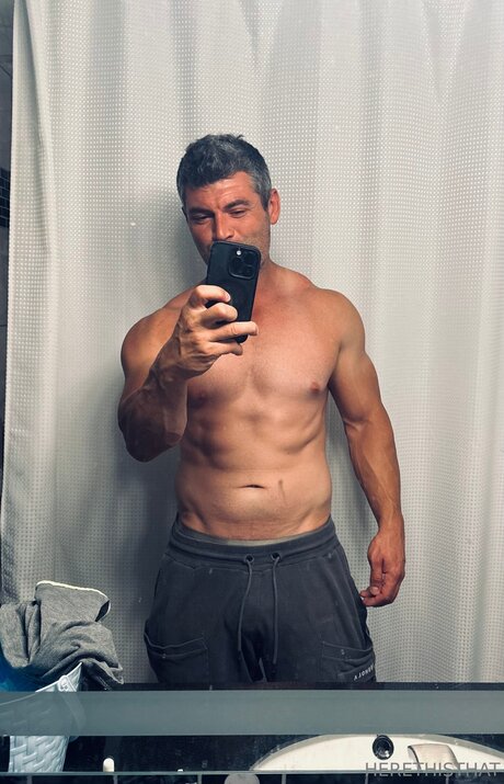 Herethisthat naked actress galleries