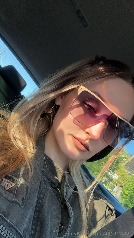 Bridgett Ttt exclusive model images