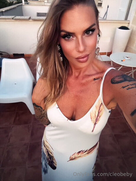 Cleobeby pretty model img