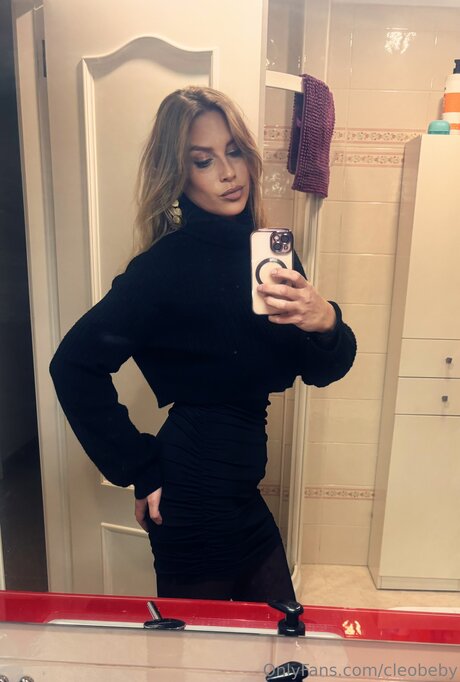 Cleobeby pornographic star galleries