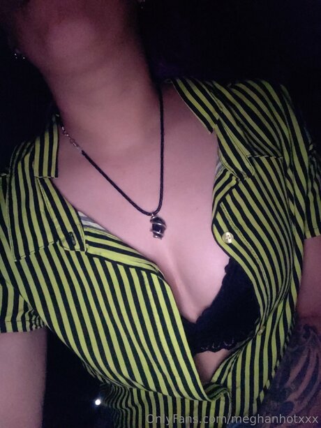Meghanhotxxx pornstar hot img
