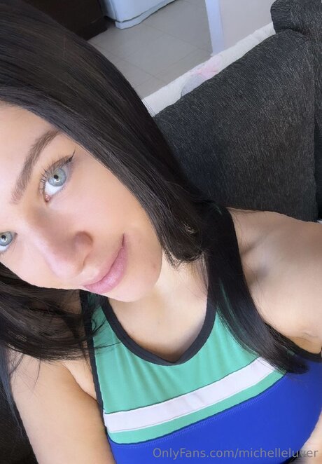 Gloomymichelle best actress pics