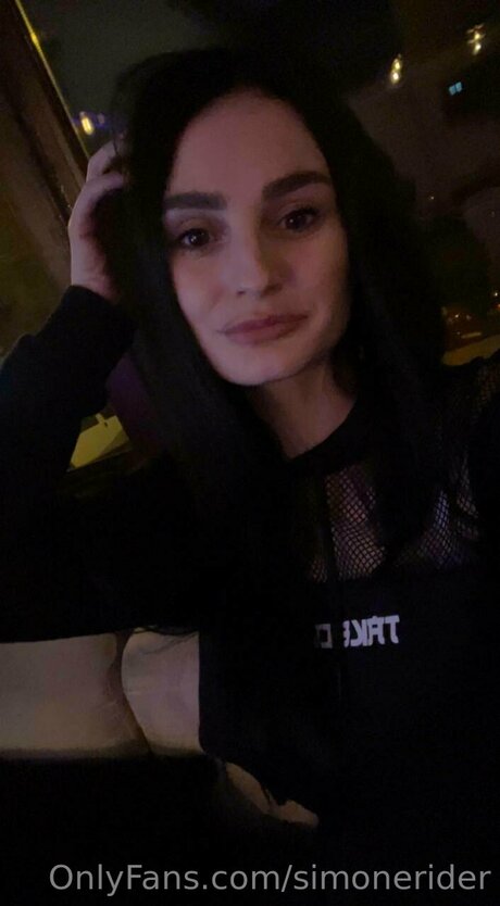 Simonerider model xxx pic