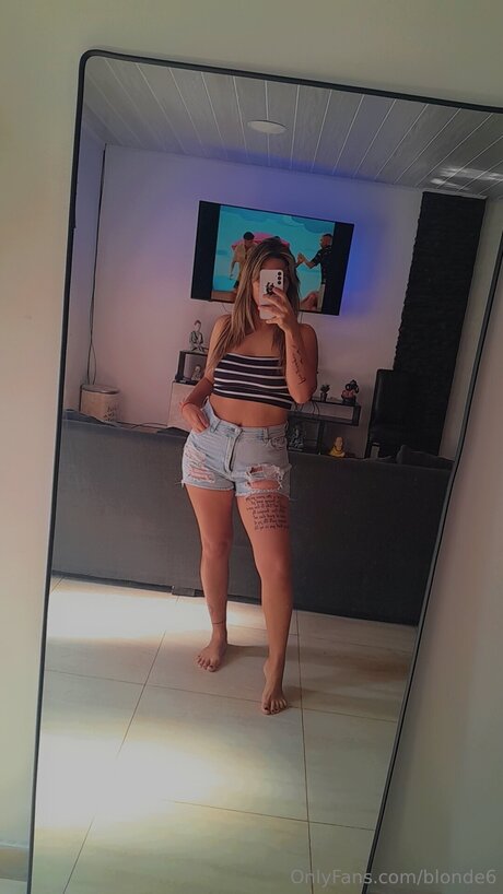 Blonde6 pornstar photo