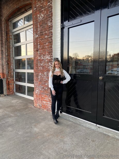 blonde muscle onlyfans sexy naked pic