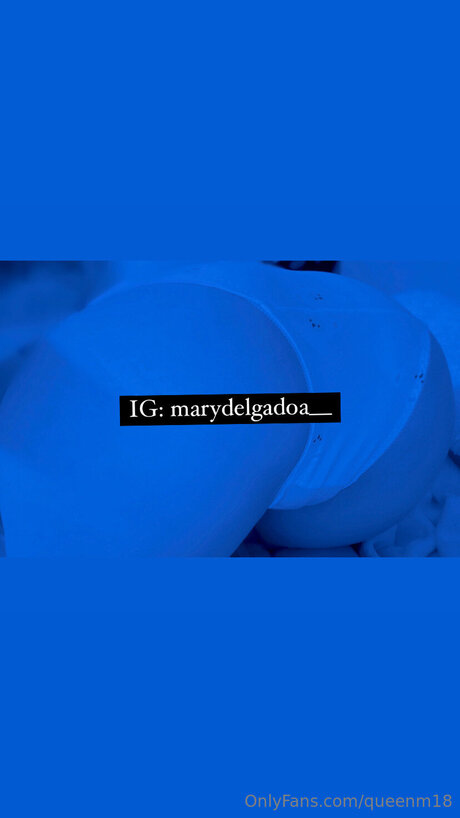 Queenm18 star nude picture