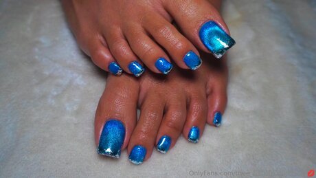 blonde muscle onlyfans hot sexy picture