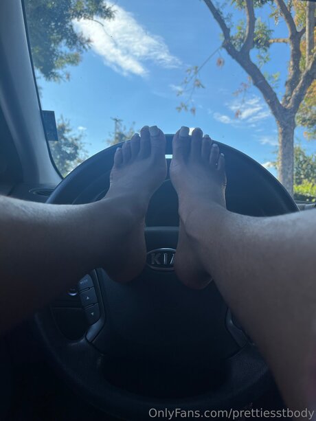 Prettiesstbody star nude pic