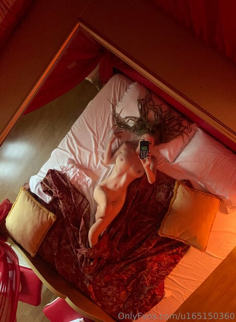 U165150360 porn model gallery