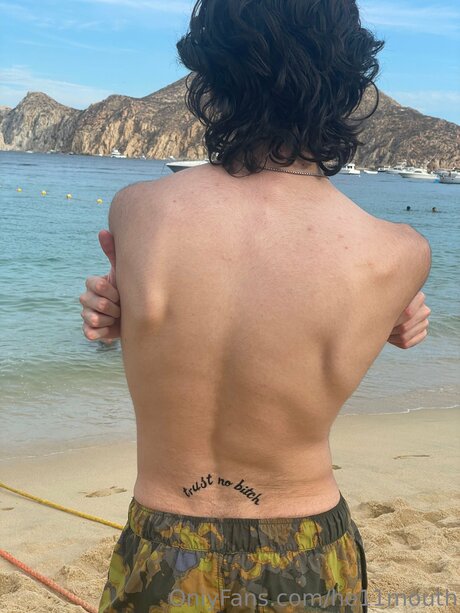 Cutgem model naked photo