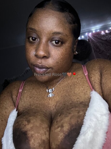 Freckledfantasy5 sexy pornstar images