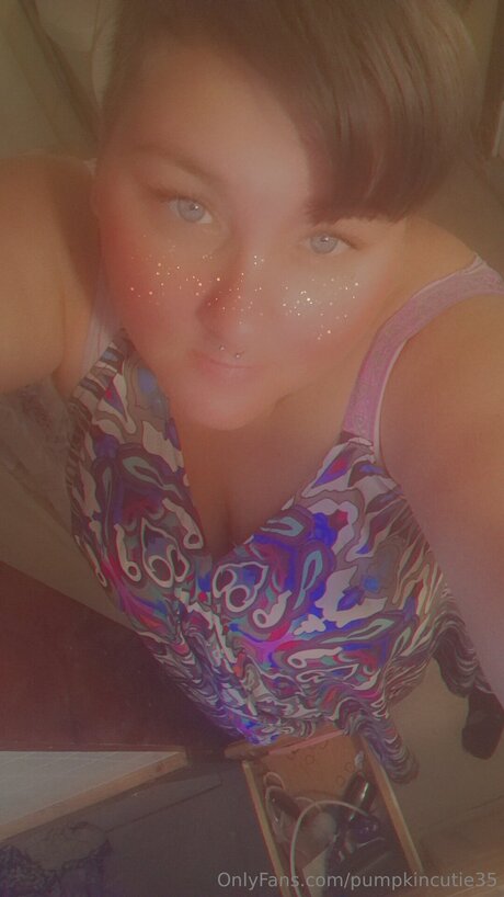 Pumpkincutie35 model xxx picture