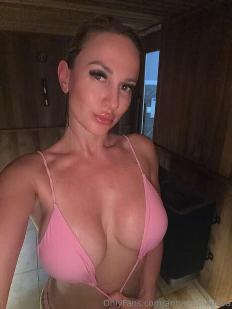 latex onlyfans free sexy photos