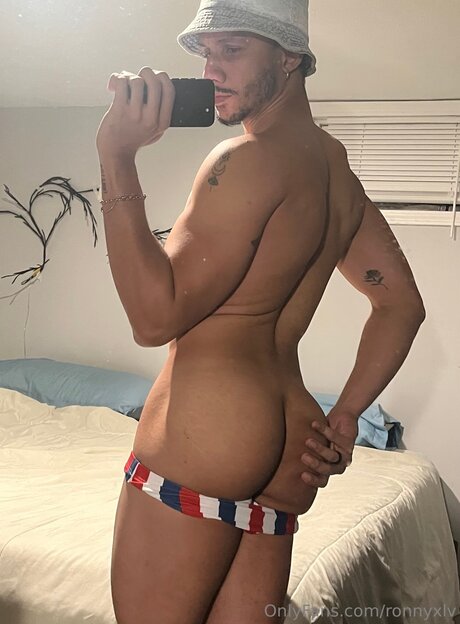 Ronnyxlv pornographic actress archive