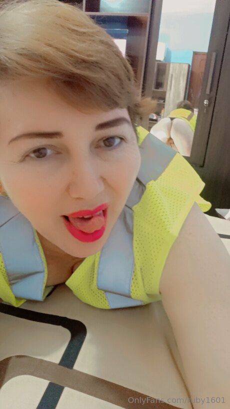 Ruby1601 erotic pornstar photo