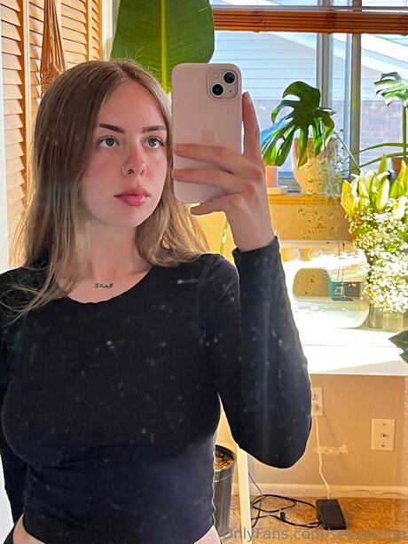 Secsysage naked model photos