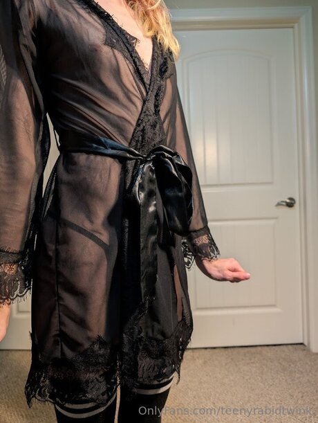 Teenyrabidtwink perfect actress image