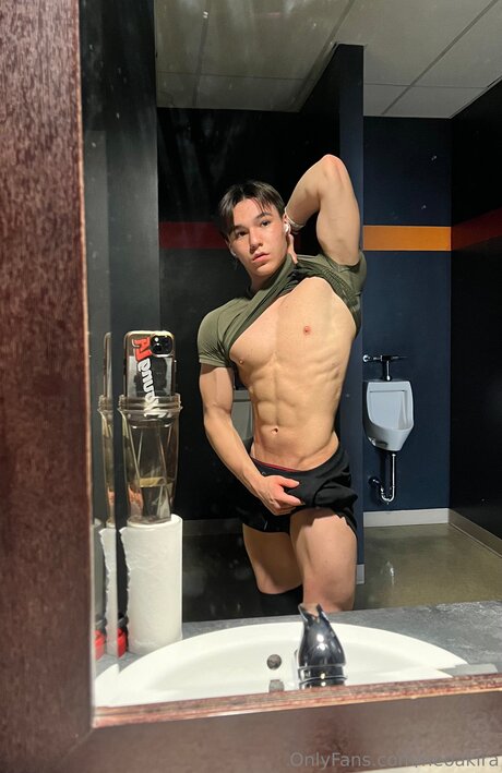 Neoakira actress photo