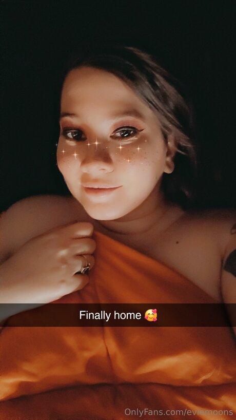 Eviemoons star pretty photos