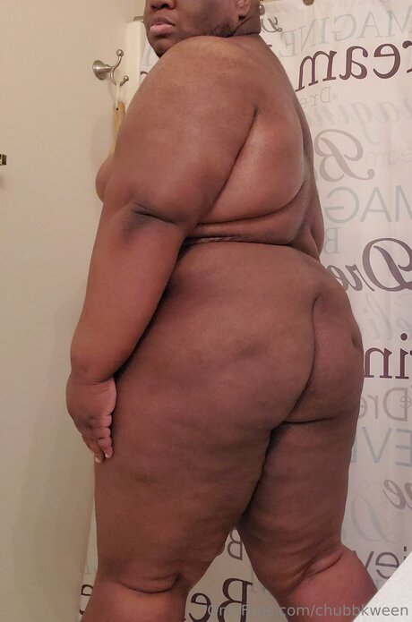 Chubbkween beautiful model picture