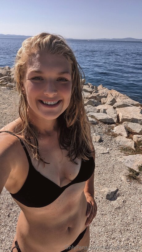 money onlyfans free nude image