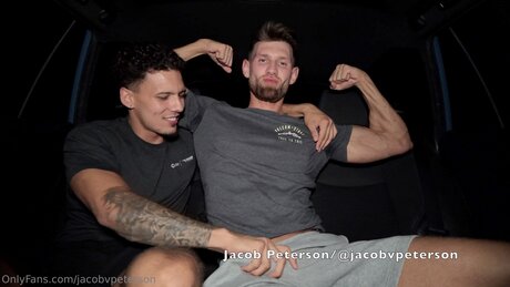 Jacobvpeterson model top pic