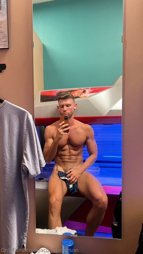 Jacobvpeterson perfect model pic