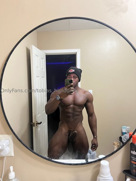 Tobias Himdonny nudes star pic