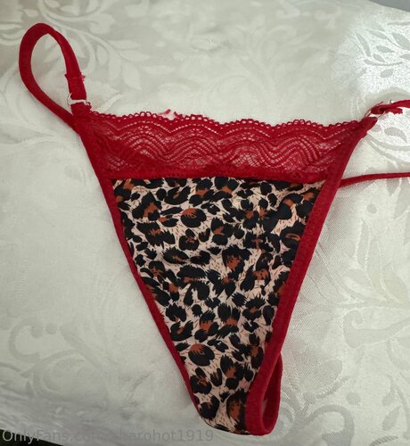 Charohot1919 free star photo