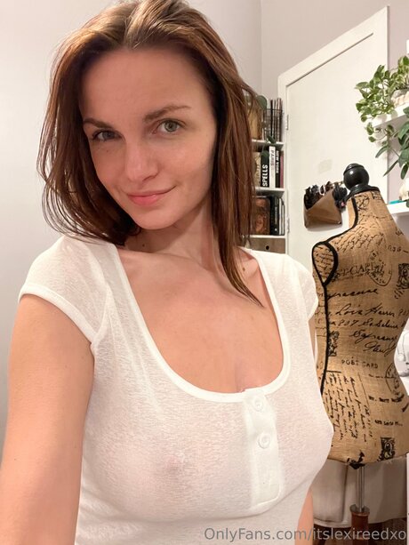 Itslexireedxo pornstar pretty gallery