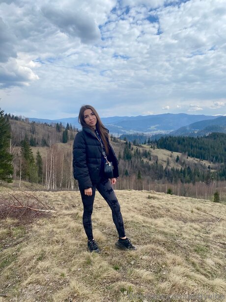 Abbyvibe beautiful actress images