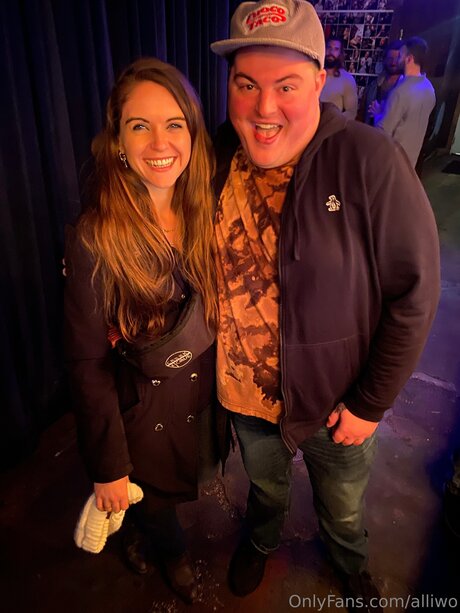 Alliwo nudes actress image