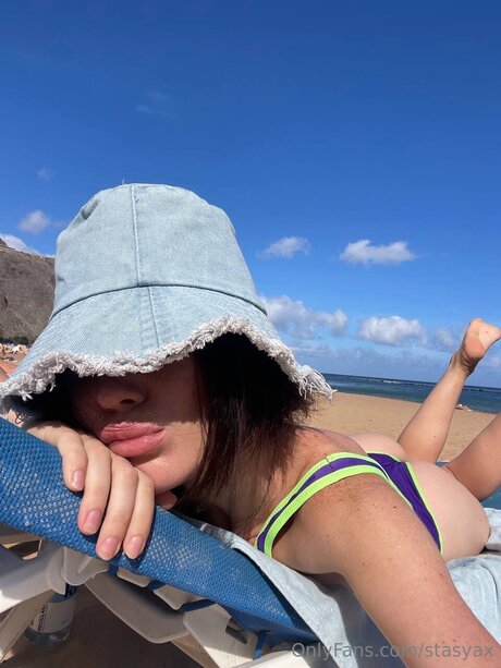 Stasyax model exclusive pics