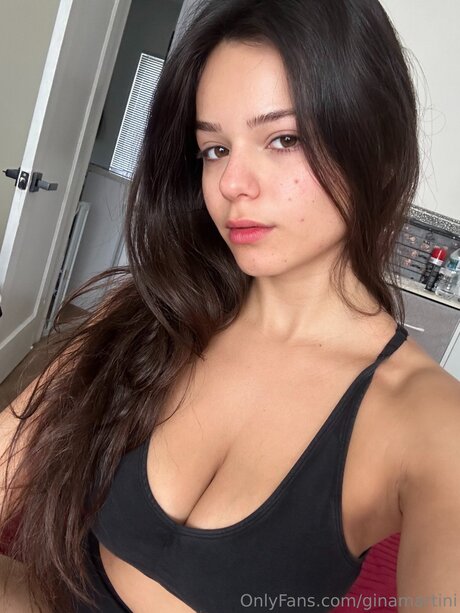 Ginamartini model sex image